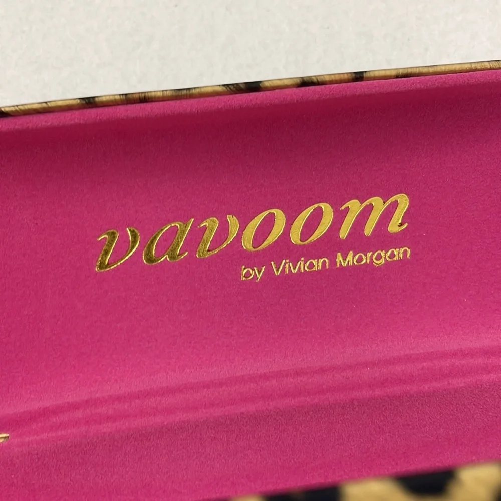 NEW Vavoom Glasses Case with Lens Cloth